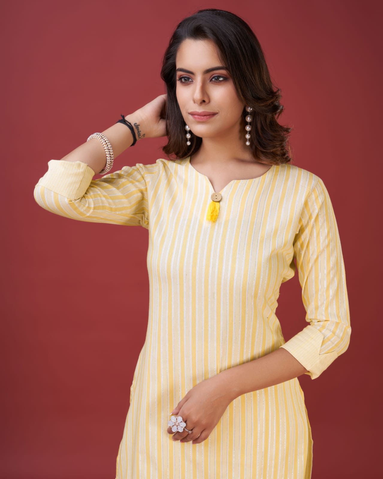 Specially Designed Kurti Pair For Day To Day Use